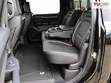 RAM 1500 (2024) Laramie 5.7 V8 HEMI E-Torque - náhled 32