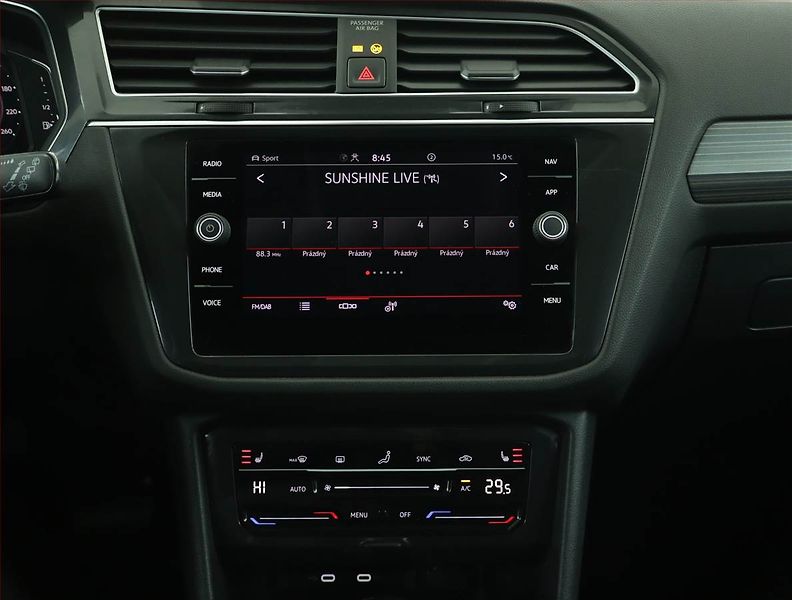 Volkswagen Tiguan (2023) Elegance 2.0 TDI - fotka 12 z 18