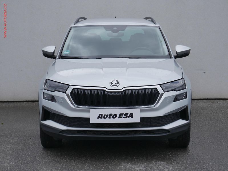Škoda Karoq (2022) 2.0 TDi 4x4, Style, DSG, LED - fotka 2 z 27