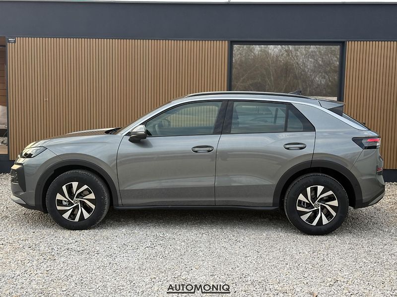Volkswagen T-Roc (2026) 1.5 TSI LED, Výhrev, Záruka - fotka 19 z 26