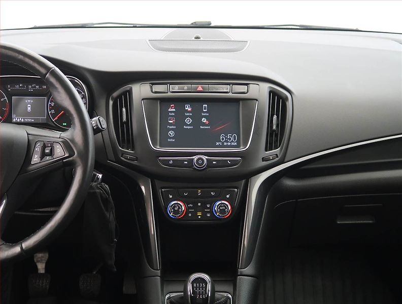 Opel Zafira (2017) 1.4 Turbo, 7 míst, Serv.kniha - fotka 12 z 21