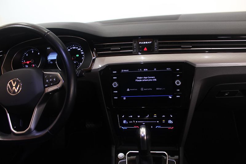 Volkswagen Passat (2024) 2.0TDI DSG Nez.Topení 2024 - fotka 31 z 40