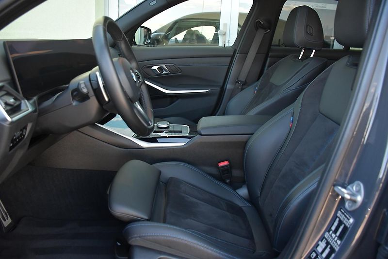 BMW Řada 3 320d xDrive M-SPORT  - fotka 9 z 43