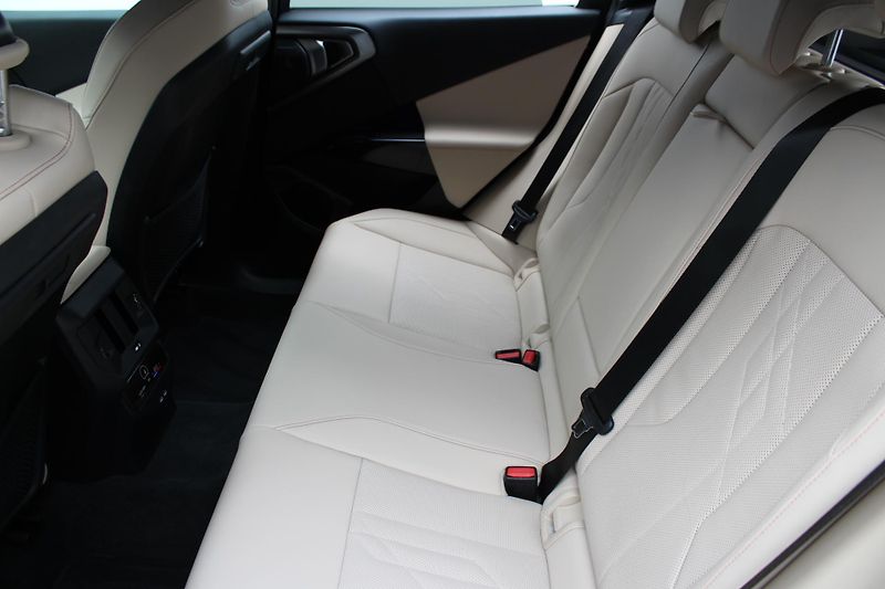 BMW X3 20d xDrive - fotka 20 z 27