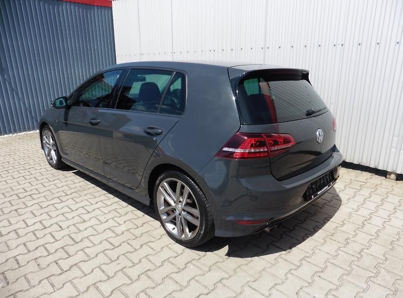 Volkswagen Golf 1,4 TSi Lounge, Vyhř. sed, Xen - fotka 3 z 14