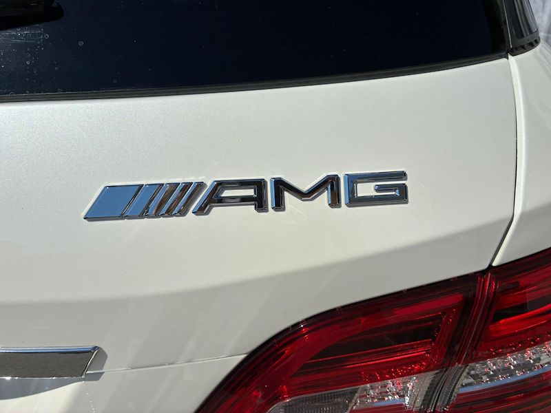 Mercedes-Benz Třídy M (2015) ML63 AMG ,386KW, 4MATIC, H/K - fotka 39 z 43