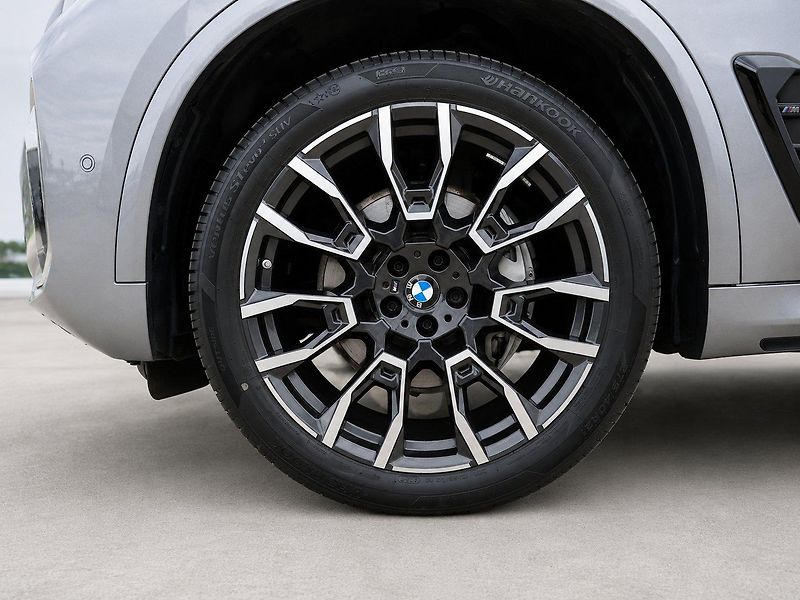 BMW X5 xDrive30d M-Sport - fotka 34 z 34