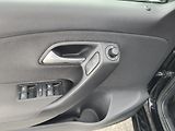 Volkswagen Polo (2009) 1.4 63KW/AC/PDC/ALU/VYHŘ.SEDAD - náhled 21