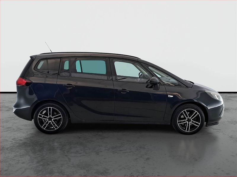 Opel Zafira (2013) 1.4 Turbo, 7 míst, Serv.kniha - fotka 6 z 17