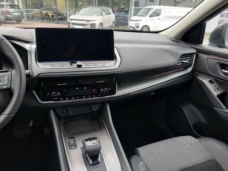 Nissan Qashqai 1.3T mHEV AT,2WD, ZADÁNO - fotka 15 z 29