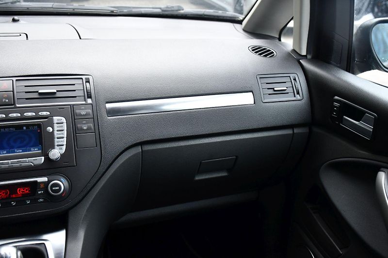 Ford Grand C-MAX 2.0TDCi TITANIUM TAŽNÉ - fotka 9 z 28