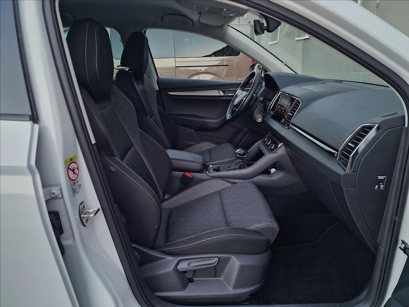 Škoda Karoq 2.0 TDI Style DSG,ČR,1.Maj - fotka 14 z 50