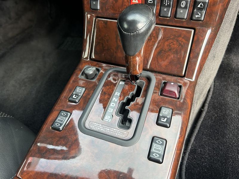 Mercedes-Benz SL 600 V12 - fotka 10 z 19