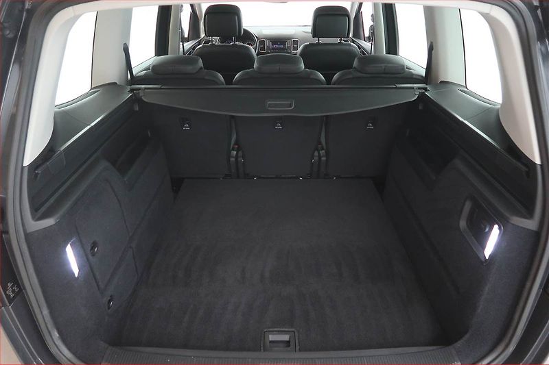 Volkswagen Sharan (2021) 1.4 TSI - fotka 13 z 18