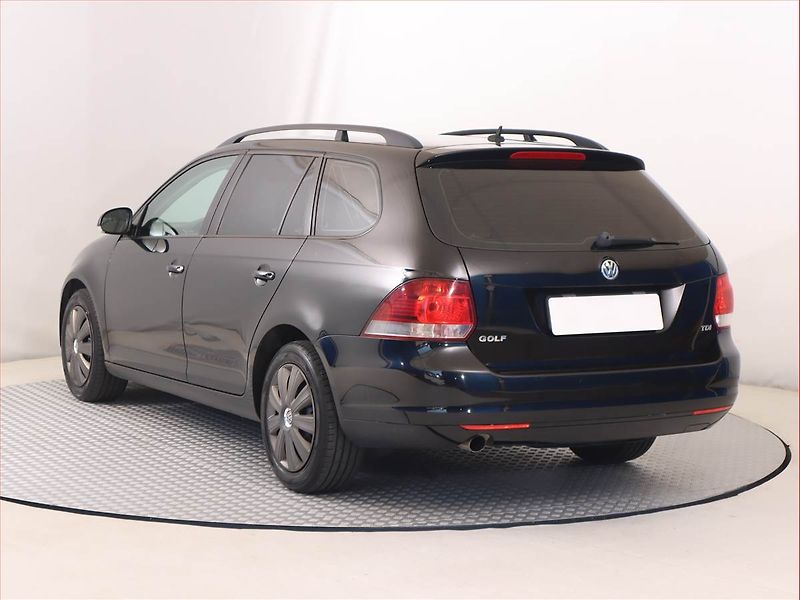 Volkswagen Golf (2011) 1.6 TDI, Serv.kniha - fotka 4 z 14