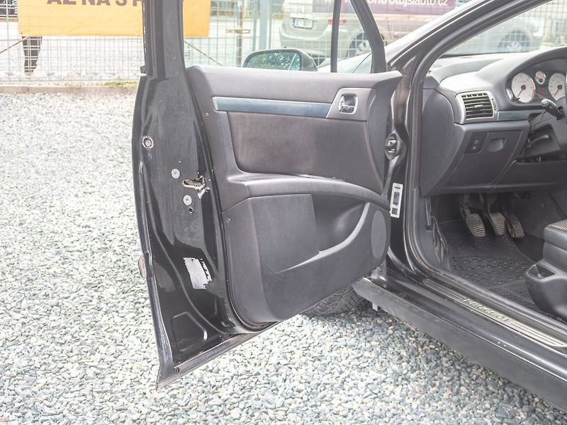 Peugeot 407 (2006) 2.0HDI 100KW – PANORAMA - fotka 10 z 40