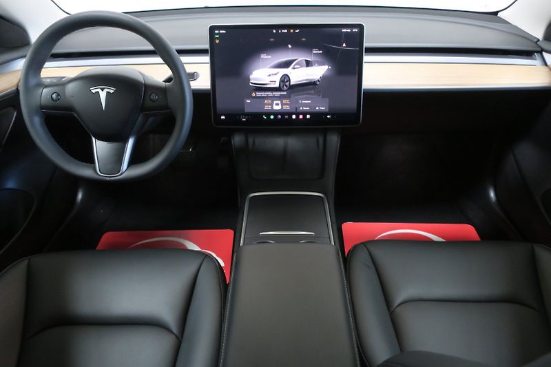 Tesla Model 3 (2023) Long Range Dual Motor SOH 97% - fotka 17 z 48