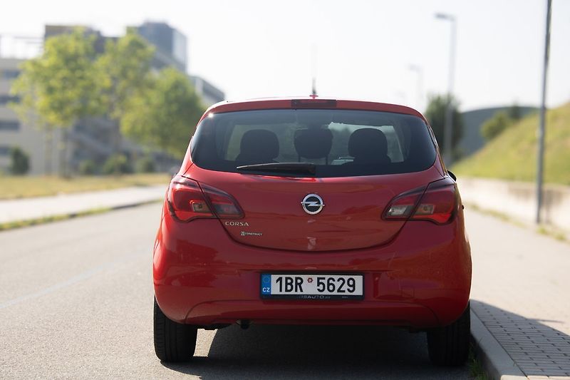Opel Corsa Pravidelně servisované, velice - fotka 6 z 30