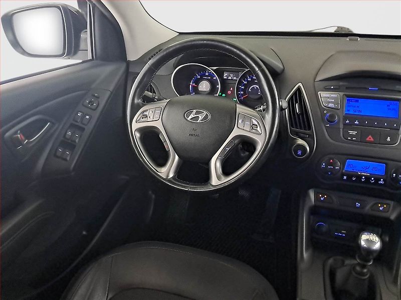 Hyundai ix35 (2015) 1.7 CRDi, Kůže, Tempomat - fotka 7 z 17