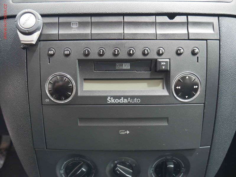 Škoda Fabia (2004) 1.9 SDi, ČR, Klima - fotka 13 z 14