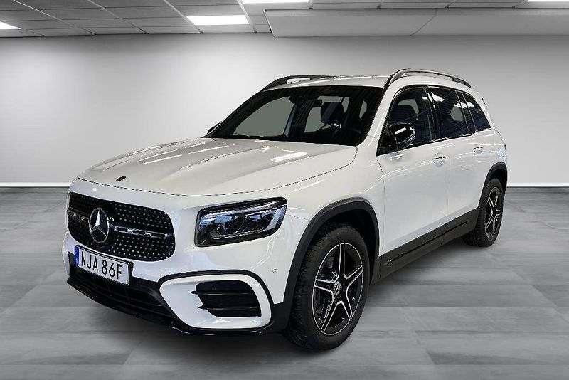 Mercedes-Benz GLB 200 AMG Night Taž ACC Kam LED - fotka 1 z 19