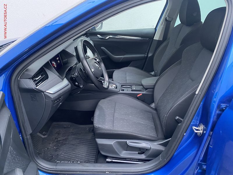 Škoda Octavia (2021) 2.0 TDi, ČR, Style, DSG - fotka 9 z 20