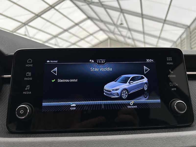 Škoda Scala 1.0 TSI Top selection - fotka 11 z 31