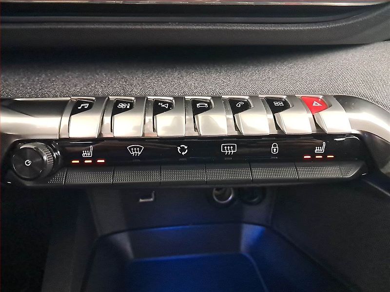 Peugeot 5008 (2021) 1.5 BlueHDi - fotka 20 z 24