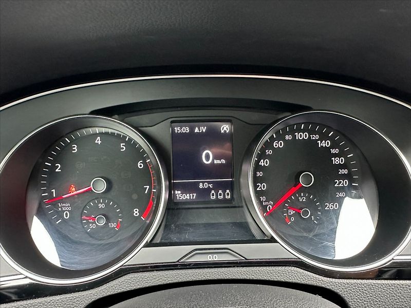 Volkswagen Passat 1,4 TSI 110kW-MANUAL!! - fotka 21 z 37