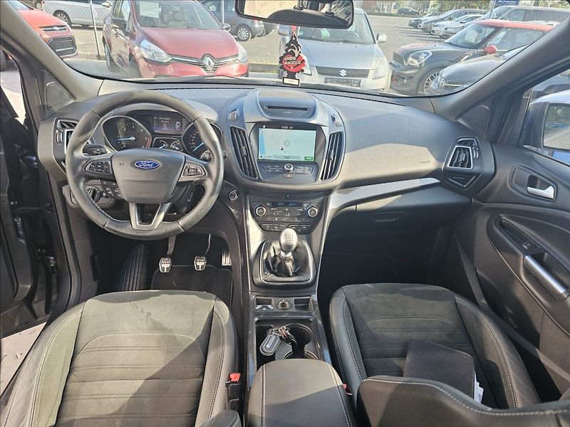 Ford Kuga 2,0 TDCi 110KW STLine KŮŽE NAV - fotka 23 z 44
