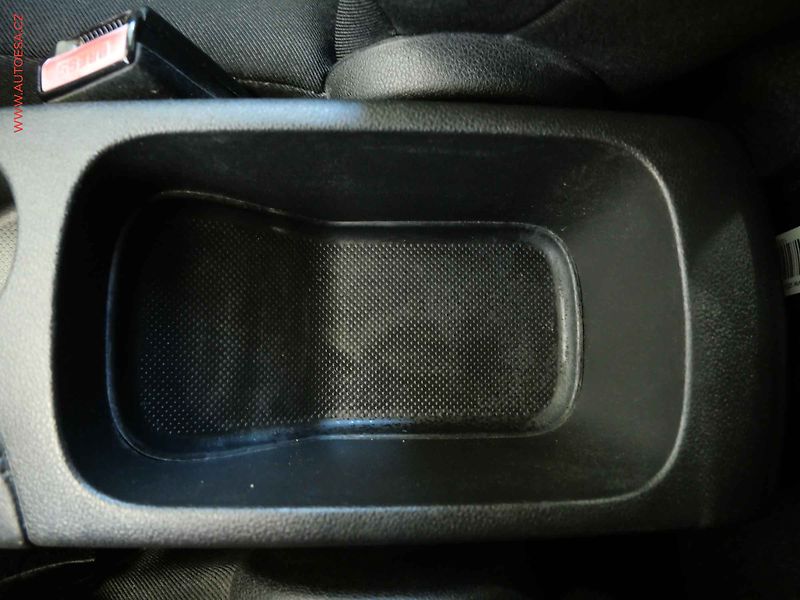 Peugeot 308 (2009) 1.6i SW, ČR, AC - fotka 20 z 21