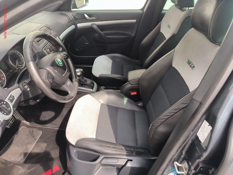 Škoda Octavia (2010) 2.0 TDi, Xenon, navi - fotka 9 z 20