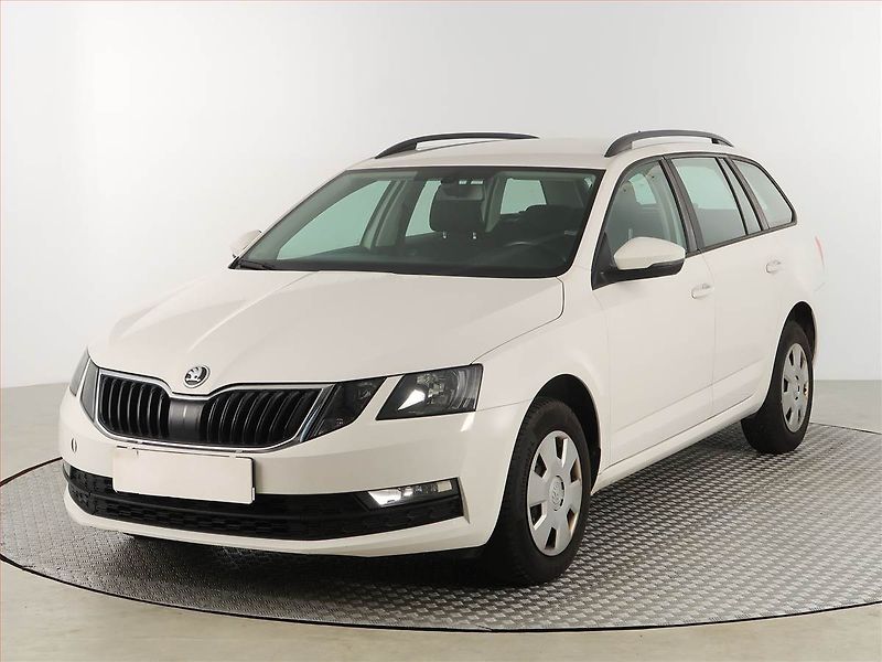 Škoda Octavia (2019) 1.6 TDI, Serv.kniha, Navi - fotka 2 z 16