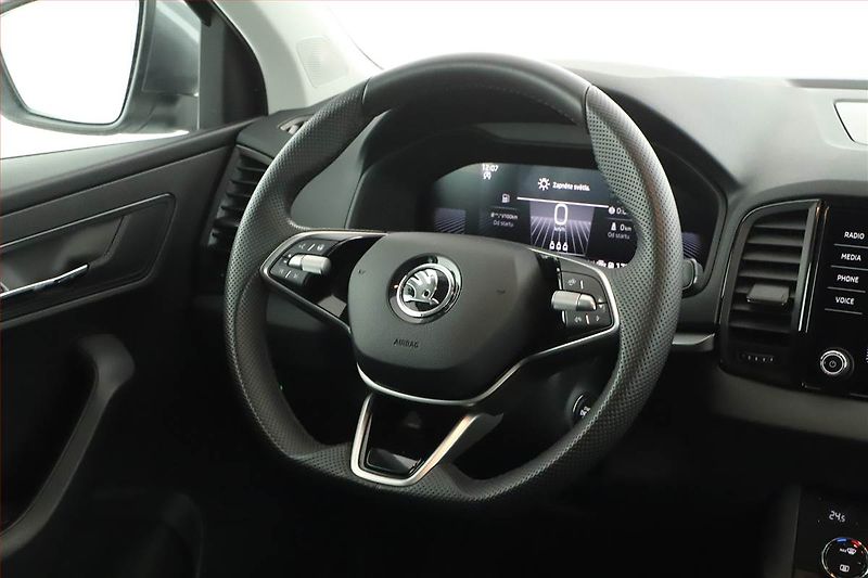 Škoda Karoq (2024) 1.5 TSI, DRIVE, DPH, KEYLESS - fotka 12 z 15