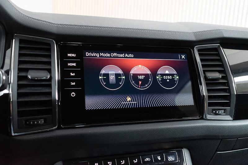 Škoda Kodiaq TDI 147kW L&K*TAŽNÉ*WEBASTO*ČR - fotka 33 z 52