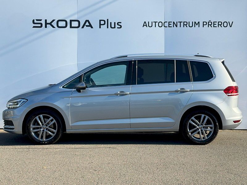 Volkswagen Touran (2024) 1.5 TSI 110kW DSG People - fotka 3 z 35
