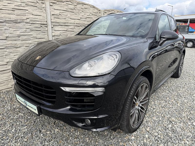 Porsche Cayenne 3.0TDI V6 265PS 4x4 GTS PAKET! - fotka 2 z 159