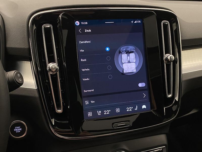 Volvo XC40 (2026) B3 AUT DARK ULTRA  - fotka 54 z 64