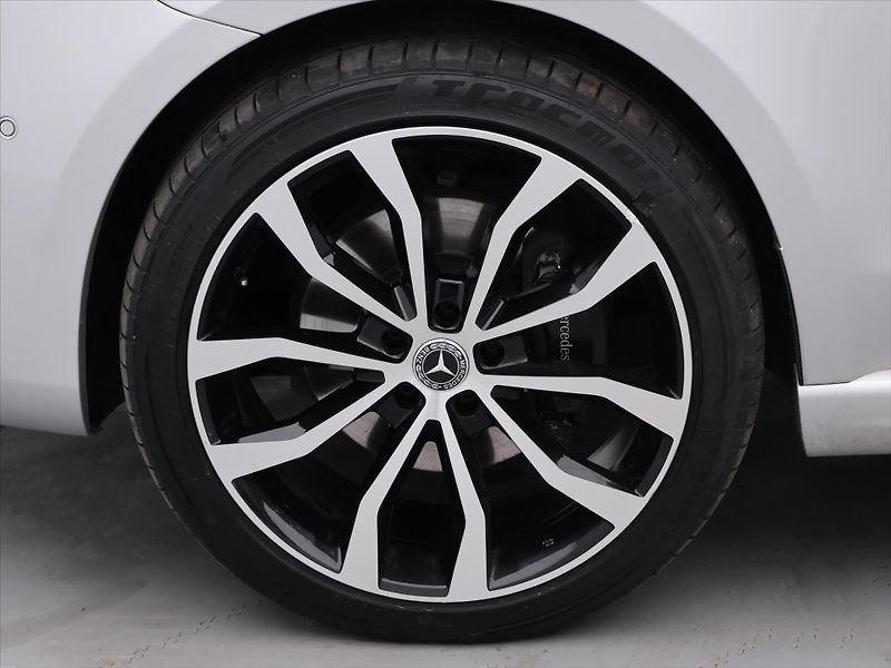 Mercedes-Benz Třídy V 2,1 250d 140kW 7-Míst CZ 4M - fotka 35 z 42