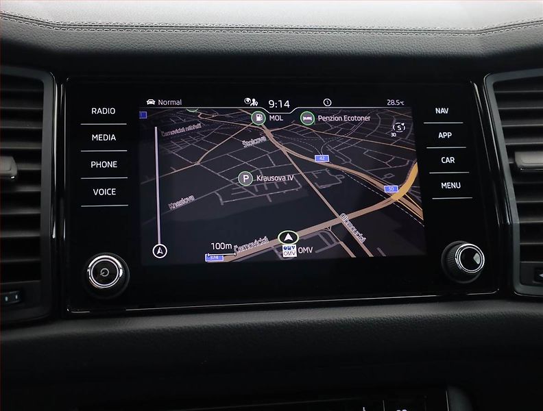 Škoda Kodiaq (2022) Sportline 1.5 TSI, digi klima - fotka 13 z 19