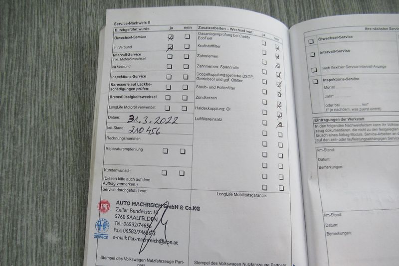 Volkswagen Caddy 1.6 TDI KLIMA TAŽNÉ - fotka 30 z 31