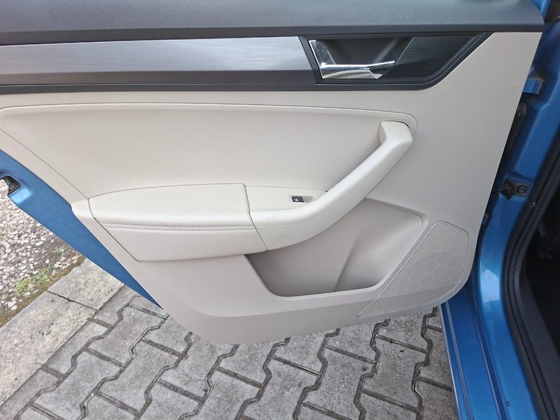Škoda Rapid (2018) 1.0TSI 81kW -NOVÉ V ČR-VÝBAVA - fotka 35 z 46