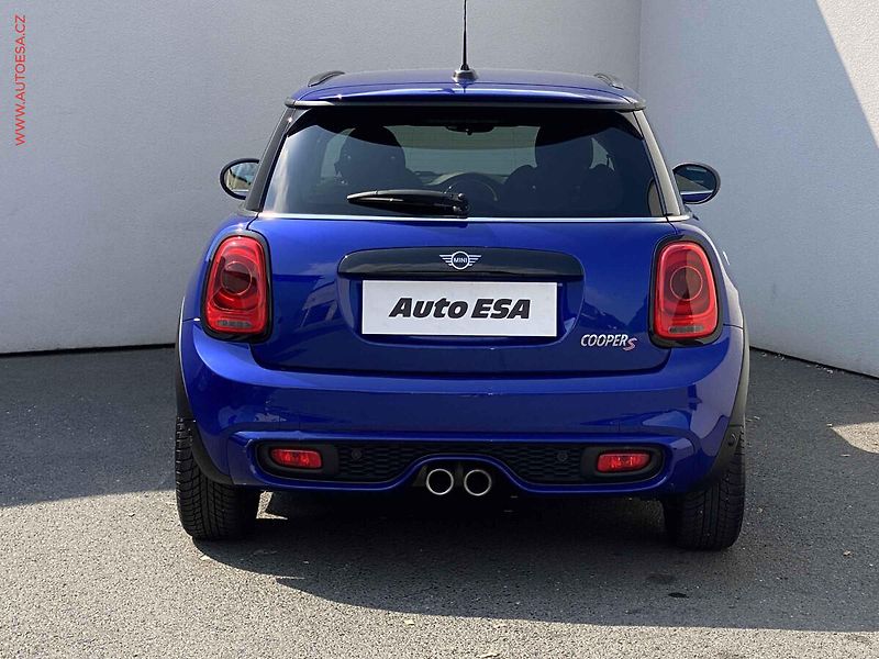 Mini Cooper S (2018) 2.0i, ČR, autoAC - fotka 5 z 18