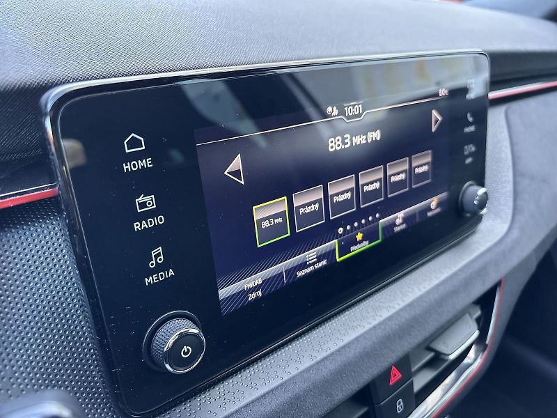 Škoda Kamiq (2024) 1.0 TSI DSG Drive - fotka 14 z 32