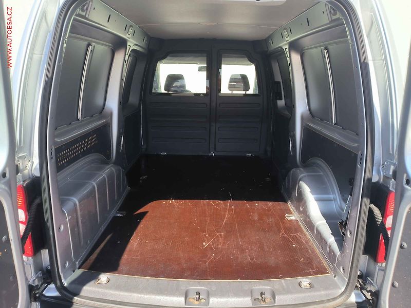 Volkswagen Caddy (2013) 1.6TDi MAXi, AC, +kola - fotka 7 z 19