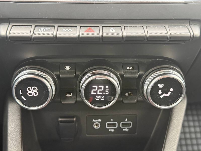 Renault Clio (2018) 1.0 TCe 74 kW Intens - fotka 14 z 22