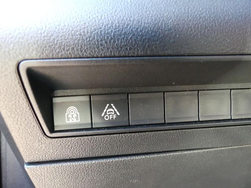 Citroën Berlingo (2018) 1,5 BlueHDi 100 MAN5 XTR - fotka 18 z 19