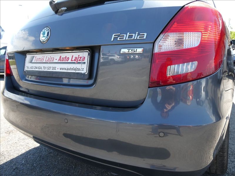 Škoda Fabia 1,2 TSi po servise,auto klima - fotka 10 z 48