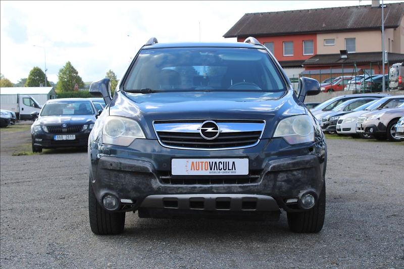 Opel Antara 2,0 CDTi  4 x 4, TAŽNÉ - fotka 2 z 23