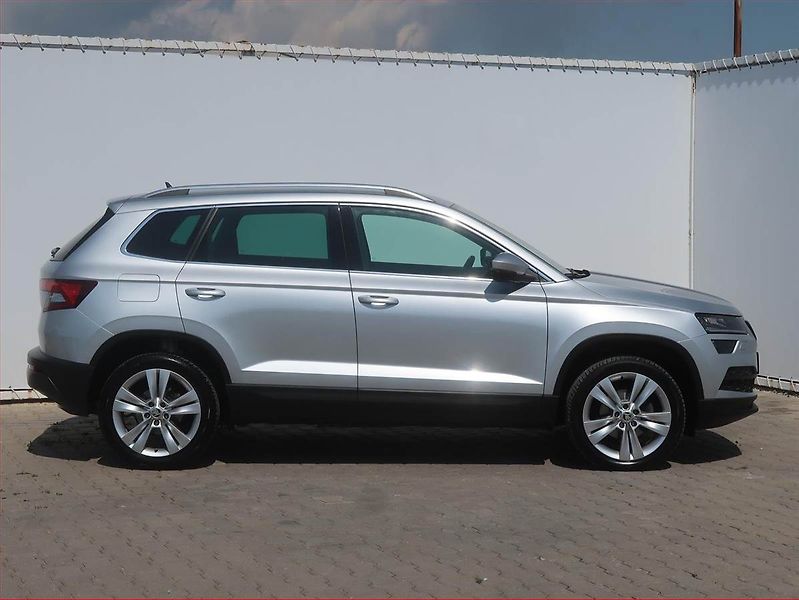 Škoda Karoq (2020) Style 1.6 TDI - fotka 6 z 20